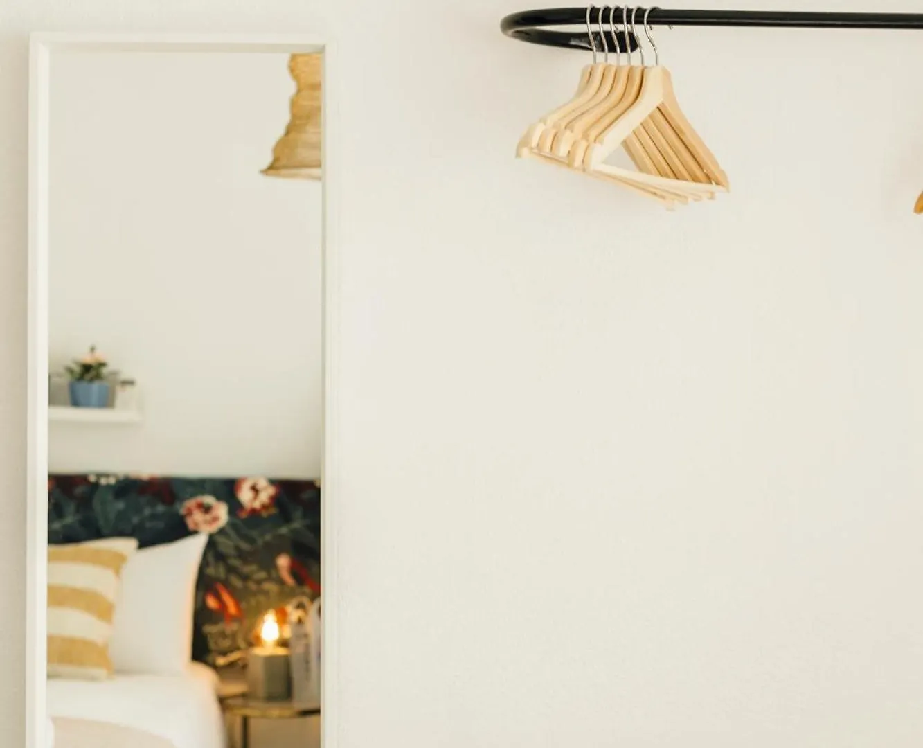 Stunning And Colorful- 4Bd 2Bth- Santa Cruz Appartement Sevilla