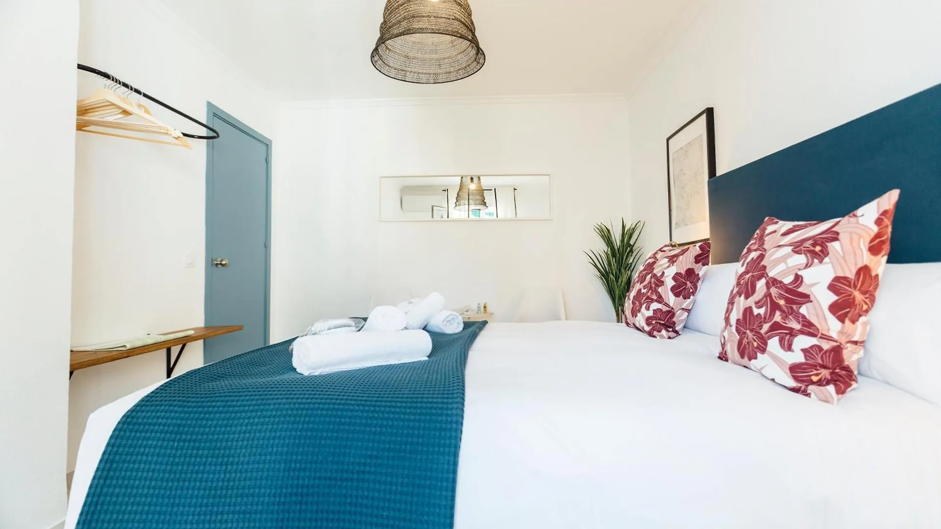 Stunning And Colorful- 4Bd 2Bth- Santa Cruz Apartment Seville Spain
